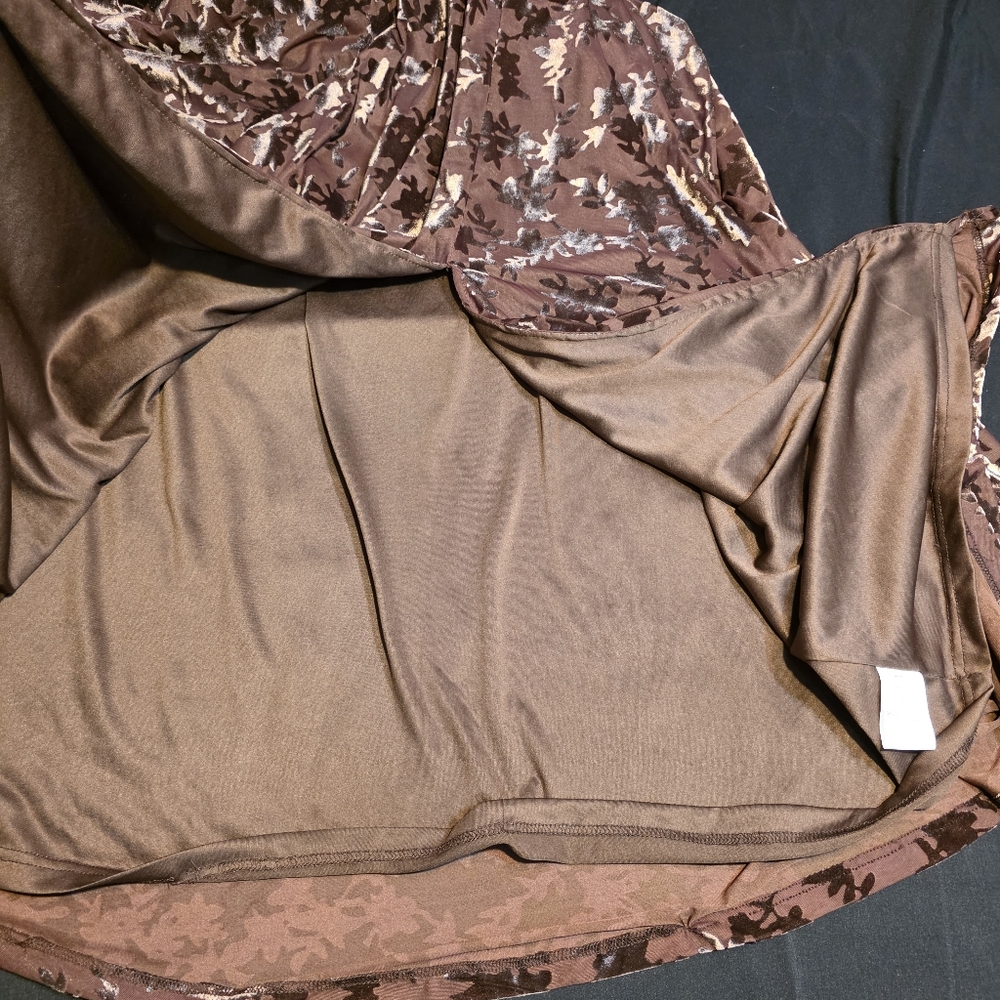 Baltic Born Veronica Velvet Maxi Dress- L - Picture 13 of 16